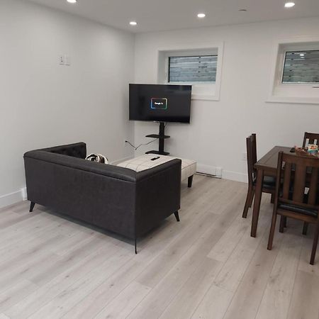Signature Elegant Private Entrance Condo 1Br Haven Vancouver Bagian luar foto